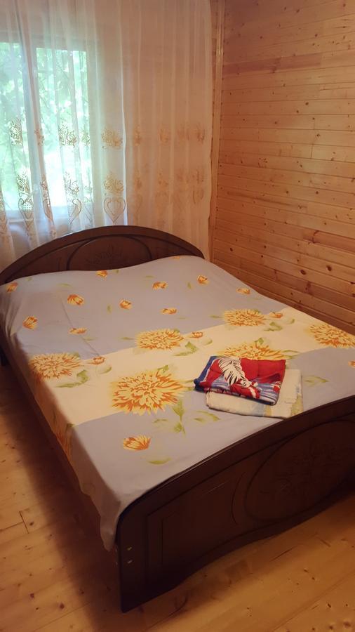 U Iriny Hotel Пицунда Екстериор снимка