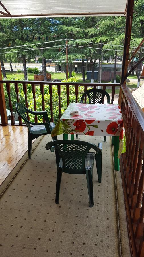 U Iriny Hotel Пицунда Екстериор снимка