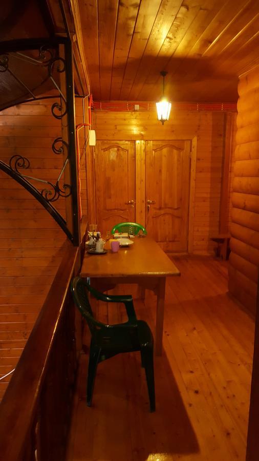 U Iriny Hotel Пицунда Екстериор снимка