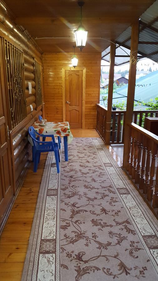 U Iriny Hotel Пицунда Екстериор снимка