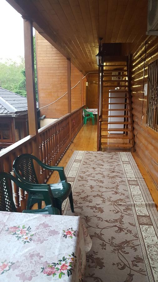 U Iriny Hotel Пицунда Екстериор снимка